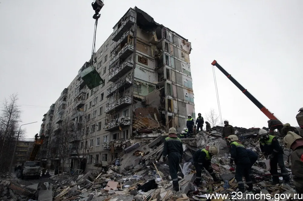 Взрыв бытового газа в жилом доме в Архангельске
