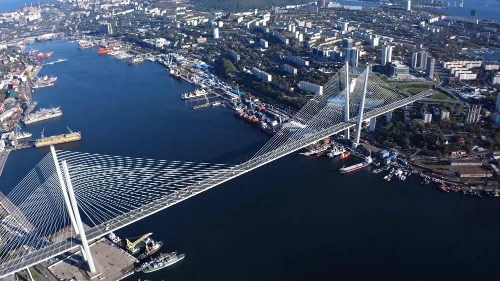 Открытие Владивостокского моста — крупнейший вантовый мост в России