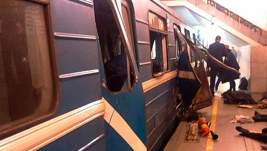 Теракт в петербургском метро — взрыв на станции «Технологический институт»