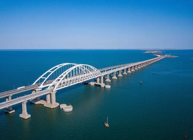 Открытие железнодорожной части Крымского моста