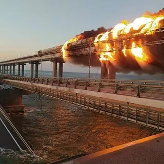 Запуск движения по Крымскому мосту после теракта
